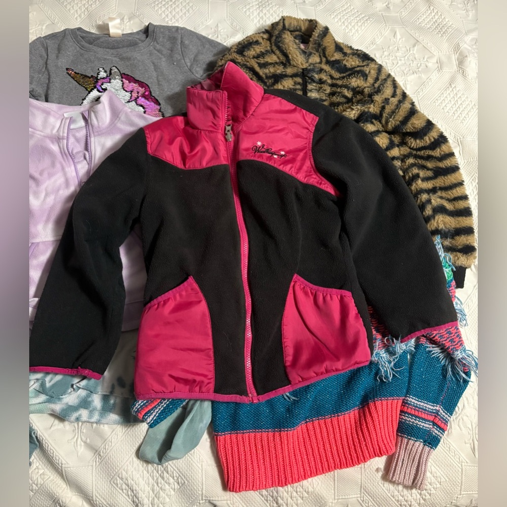 Girls 7/8 Lot Of 6 Sweaters And Jackets With Reversible Jacket